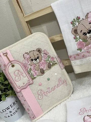 Capa de Carteira — Bordado e Crochê em Telêmaco Borba, PR