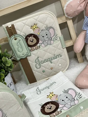 Capa de Carteira — Bordado e Crochê em Telêmaco Borba, PR
