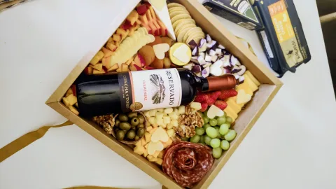 Tábuas de frios — Cestas de Café da Manhã e Presentes Personalizados em Telêmaco Borba, PR